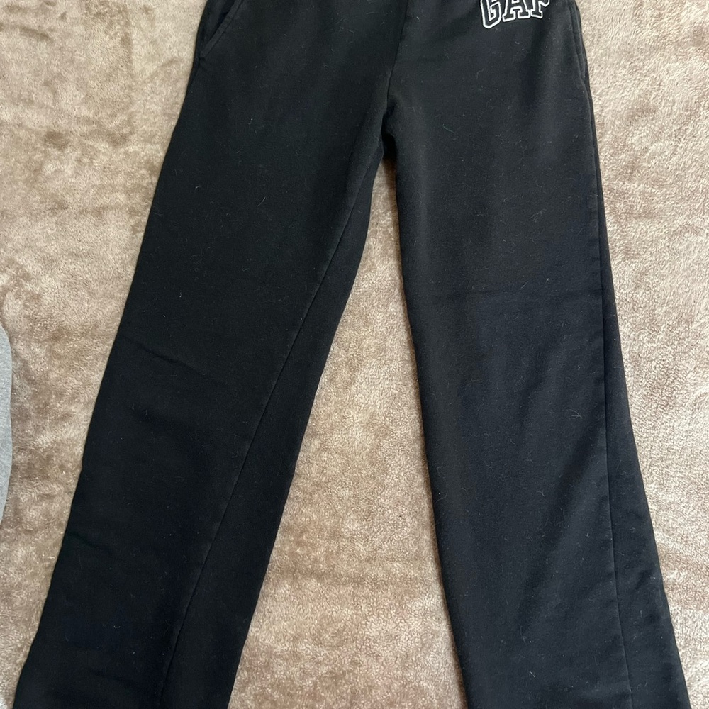 GAP Classic Black Sweatpants